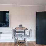 شقة Zentral In Neheim, Direkt Am Ruhrtalweg! ارنسبرغ