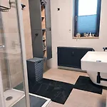 Zentral In Neheim, Direkt Am Ruhrtalweg! شقة ارنسبرغ